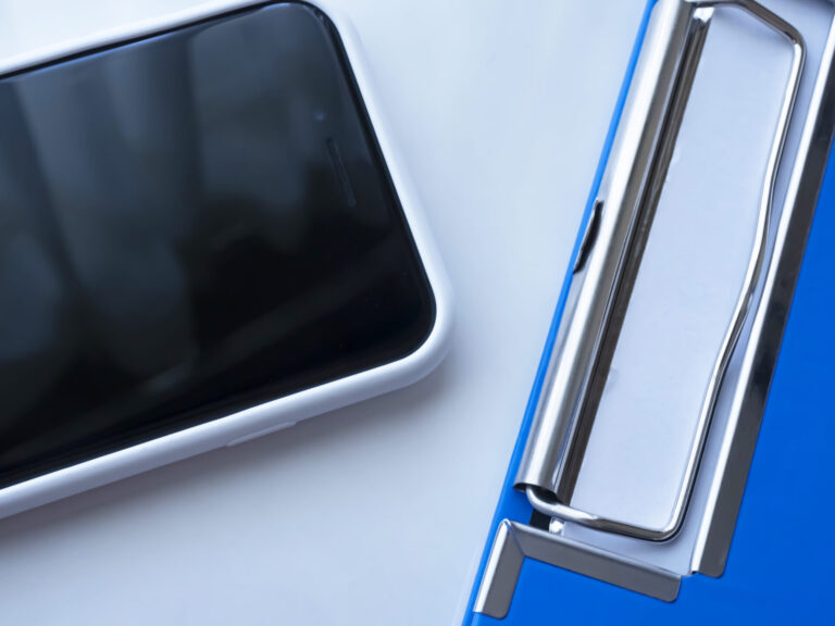 勤務表をスマホでキレイに送る方法（写真で送る方はこちらを見てください）